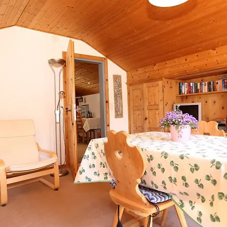 Chesa Pruveda Apartment Pontresina